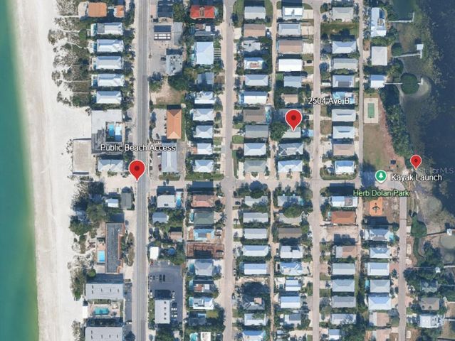 2504 AVENUE B, Bradenton Beach, FL 34217