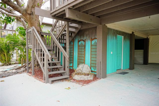 2504 AVENUE B, Bradenton Beach, FL 34217