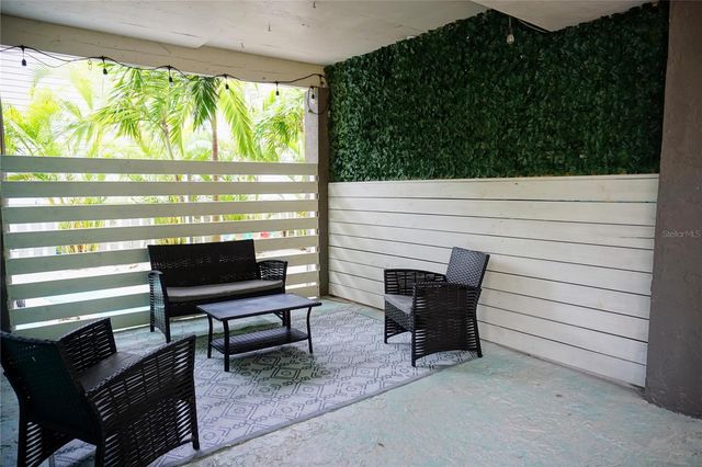 2504 AVENUE B, Bradenton Beach, FL 34217