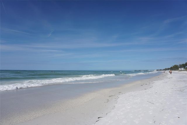 2504 AVENUE B, Bradenton Beach, FL 34217