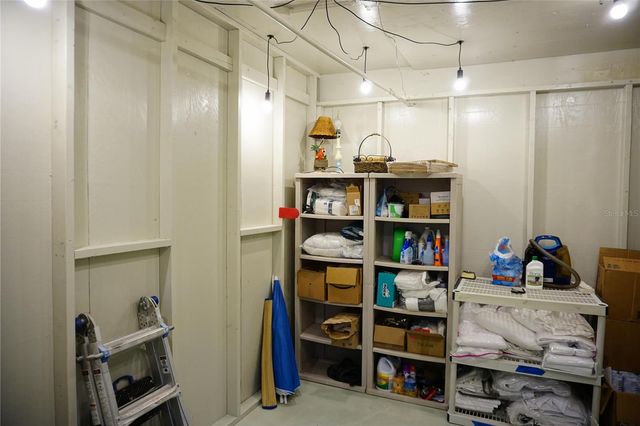 2504 AVENUE B, Bradenton Beach, FL 34217