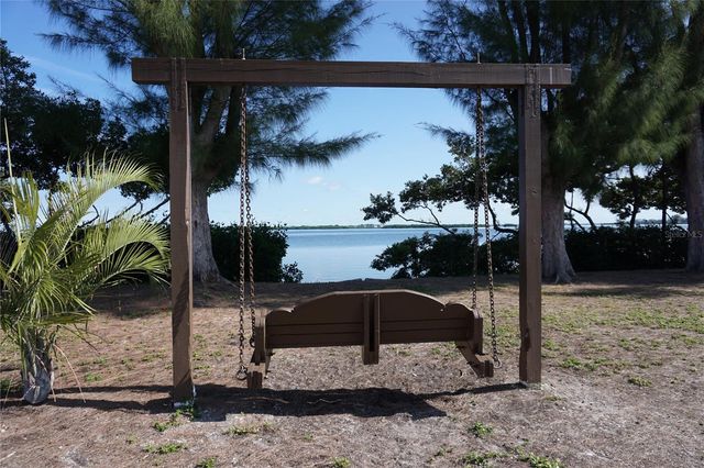 2504 AVENUE B, Bradenton Beach, FL 34217