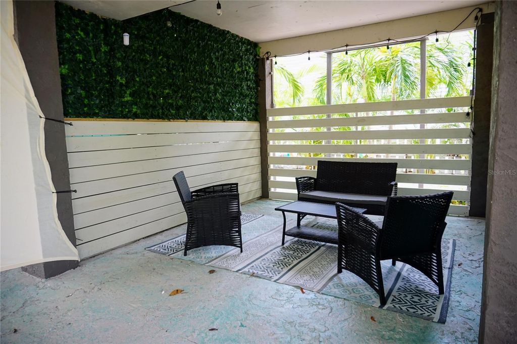 Image 20 of property listing at 2504 AVENUE B, Bradenton Beach, FL 34217