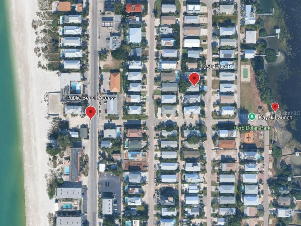 Image 23 of property listing at 2504 AVENUE B, Bradenton Beach, FL 34217