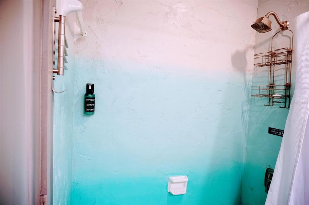 Image 33 of property listing at 2504 AVENUE B, Bradenton Beach, FL 34217