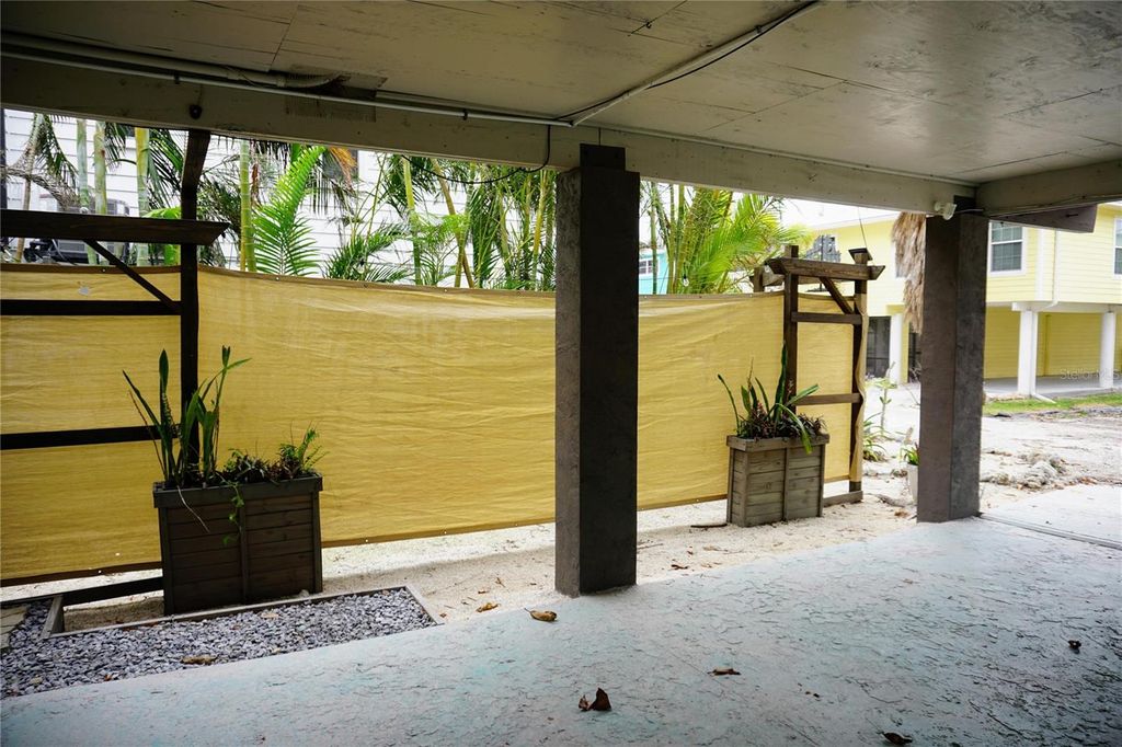 Image 44 of property listing at 2504 AVENUE B, Bradenton Beach, FL 34217