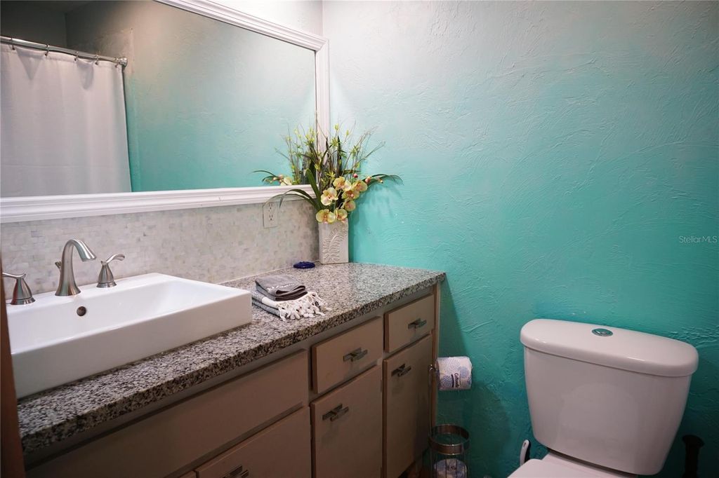 Image 10 of property listing at 2504 AVENUE B, Bradenton Beach, FL 34217