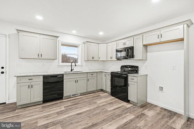 418 ELM ST, Lebanon, PA 17042