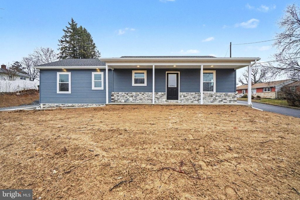 418 ELM ST, Lebanon, PA 17042