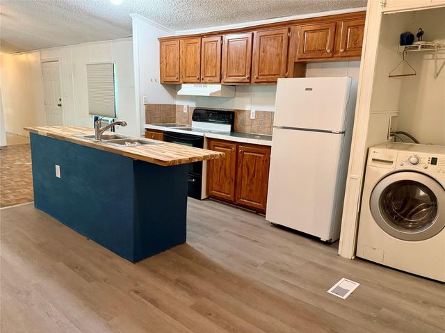 27614 Southland Drive, Splendora, TX 77372