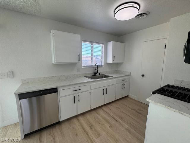 4020 Pamela Way, Las Vegas, NV 89115