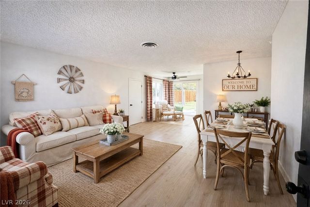 4020 Pamela Way, Las Vegas, NV 89115