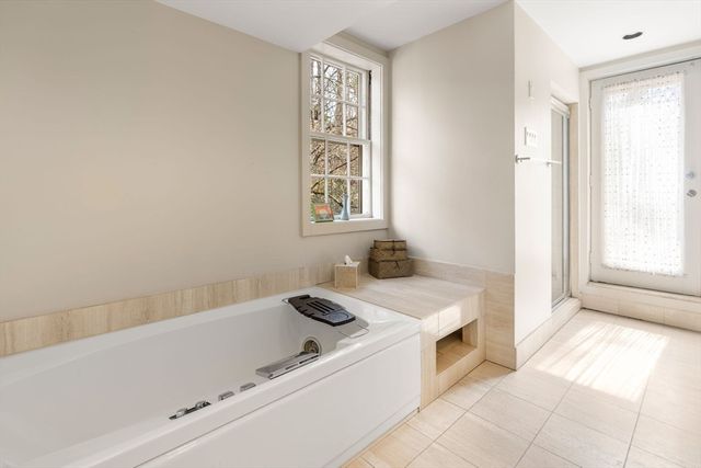 140 Dudley St, Brookline, MA 02445