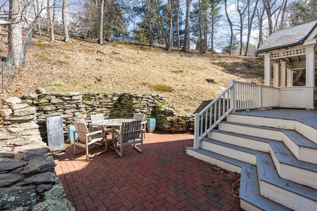 140 Dudley St, Brookline, MA 02445