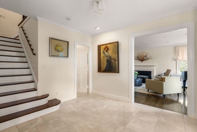 140 Dudley St, Brookline, MA 02445