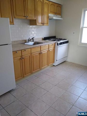 190 Millburn Avenue, Millburn, NJ 07041