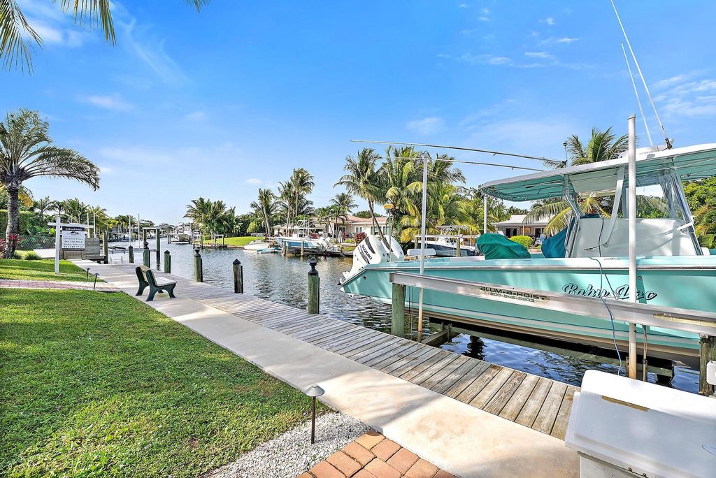 12821 Ellison Wilson Road, North Palm Beach, FL 33408