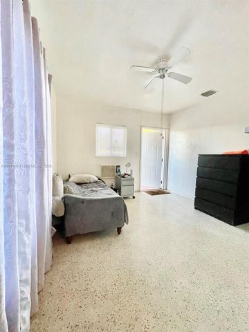 1508 E Garfield St, Hollywood, FL 33020