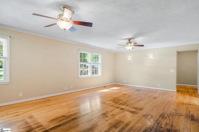105 Lee Drive, Williamston, SC 29697