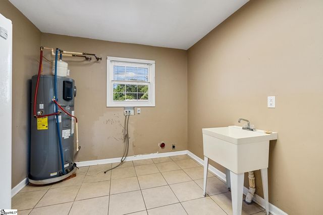 105 Lee Drive, Williamston, SC 29697