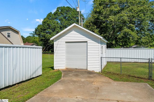 105 Lee Drive, Williamston, SC 29697