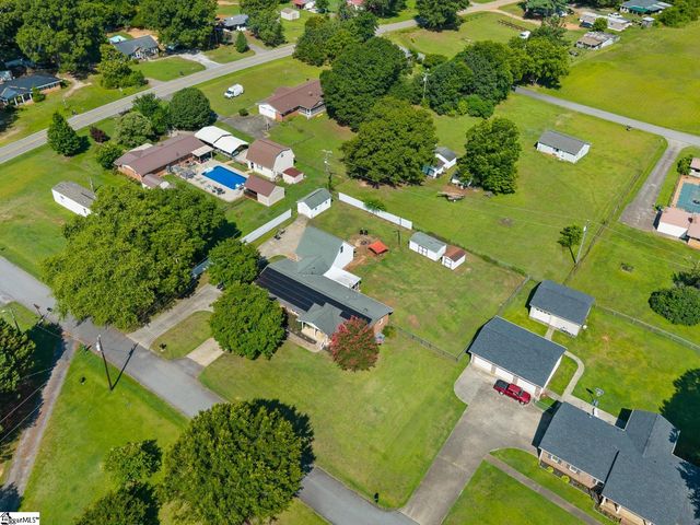105 Lee Drive, Williamston, SC 29697
