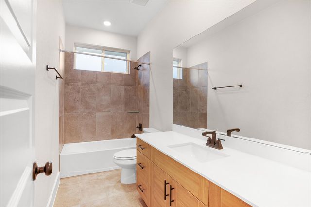 2116 Tobiano TRCE, Georgetown, TX 78633
