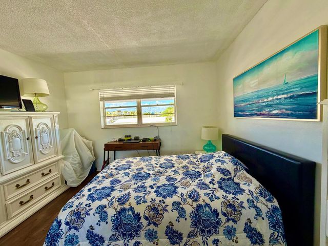 2551 W Golf Boulevard 204, Pompano Beach, FL 33064
