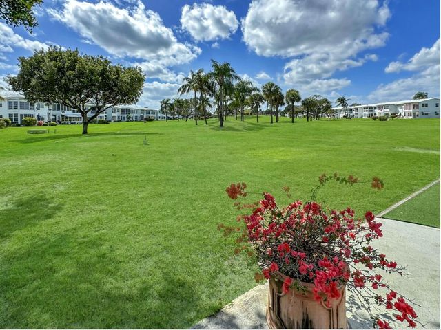 2551 W Golf Boulevard 204, Pompano Beach, FL 33064