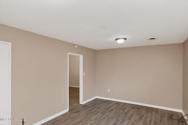 346 Queen Theresa Lane, Jackson, MS 39209