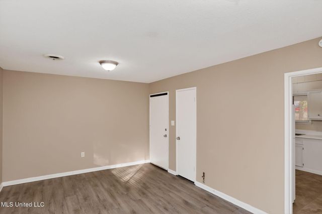 346 Queen Theresa Lane, Jackson, MS 39209