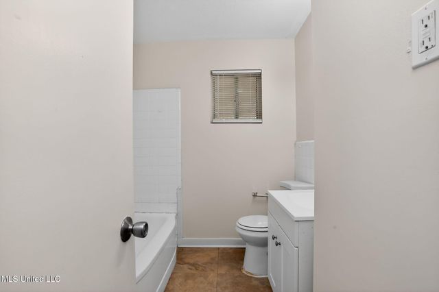 346 Queen Theresa Lane, Jackson, MS 39209