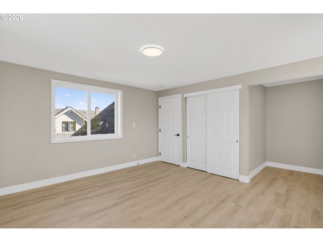 5609 Ne 32ND Ave, Portland, OR 97211