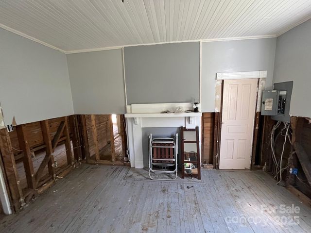 66 W Crawford Street, Old Fort, NC 28762