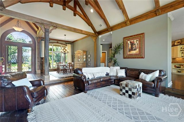 626 Chastain Circle, Richmond Hill, GA 31324