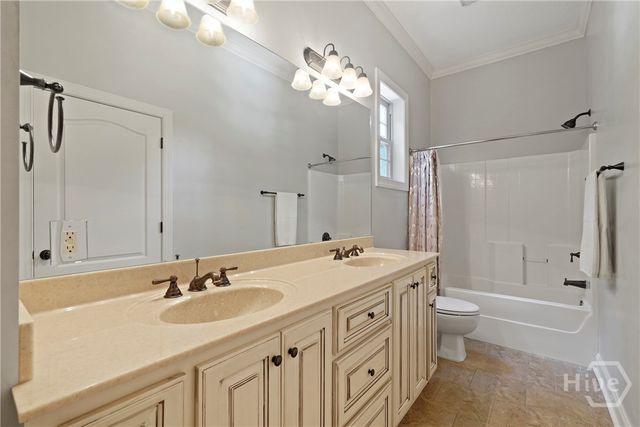 626 Chastain Circle, Richmond Hill, GA 31324