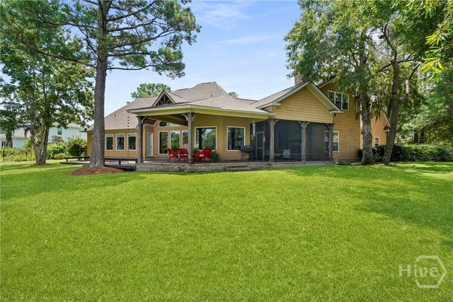 626 Chastain Circle, Richmond Hill, GA 31324