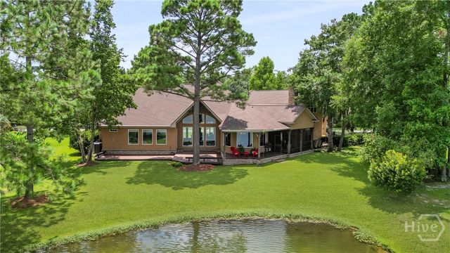 626 Chastain Circle, Richmond Hill, GA 31324