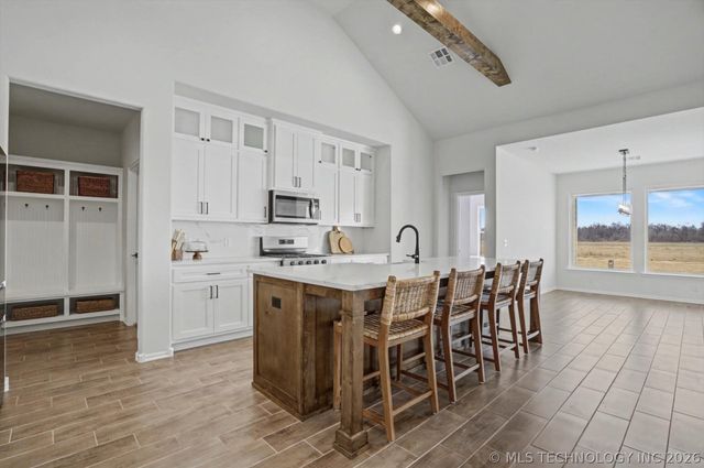 8998 E 163rd Street S, Bixby, OK 74008