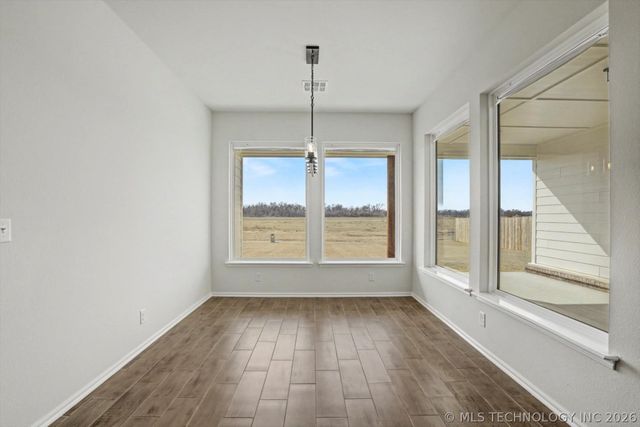 8998 E 163rd Street S, Bixby, OK 74008