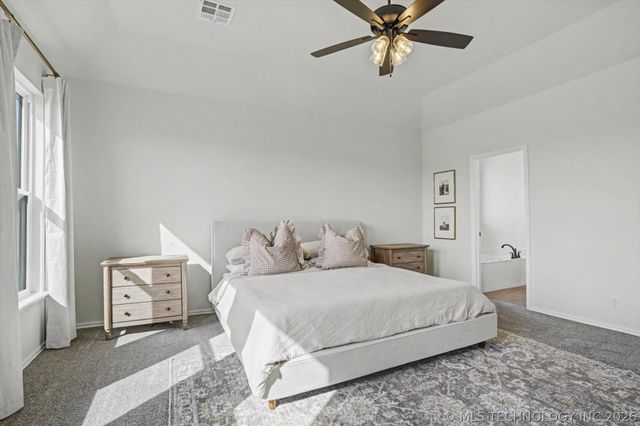 8998 E 163rd Street S, Bixby, OK 74008