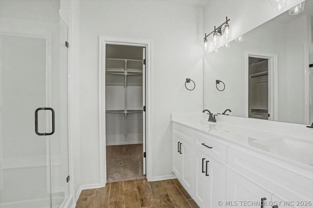 8998 E 163rd Street S, Bixby, OK 74008