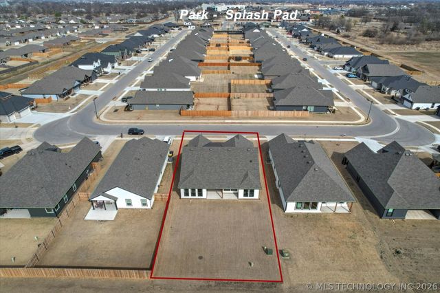 8998 E 163rd Street S, Bixby, OK 74008