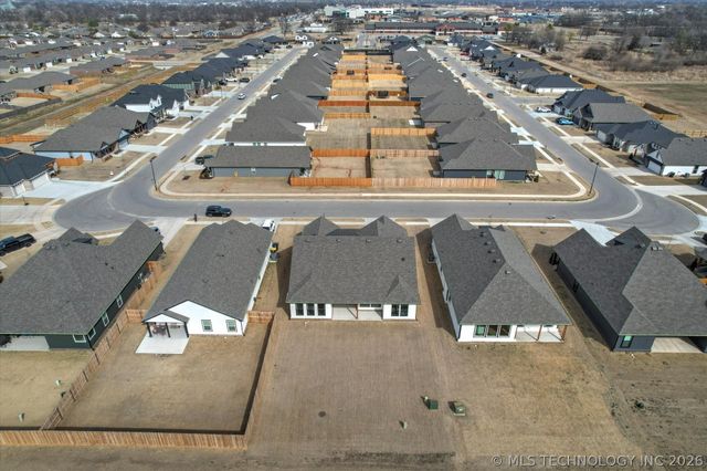 8998 E 163rd Street S, Bixby, OK 74008