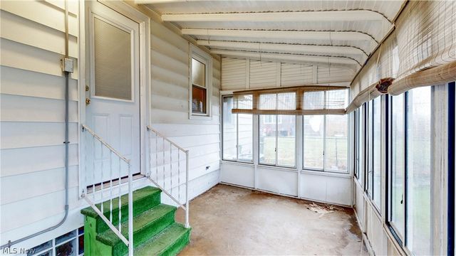 6584 Westminster Drive, Parma, OH 44129