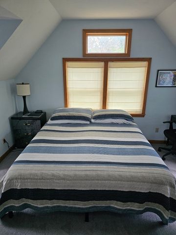 55 Bullivant Farm Rd, Marion, MA 02738