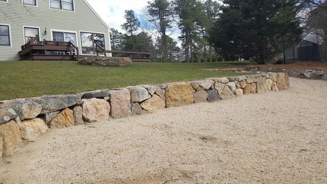 55 Bullivant Farm Rd, Marion, MA 02738