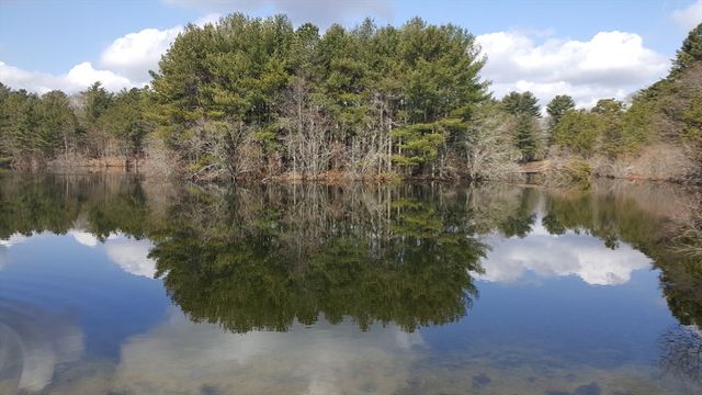 55 Bullivant Farm Rd, Marion, MA 02738