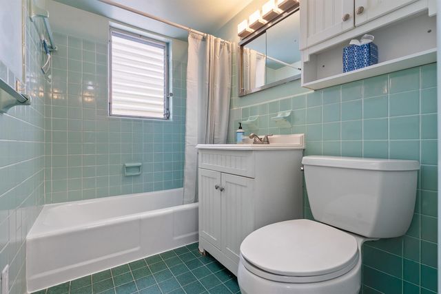 702 N Federal Highway B4, Lake Worth Beach, FL 33460