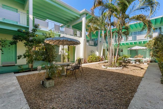 702 N Federal Highway B4, Lake Worth Beach, FL 33460